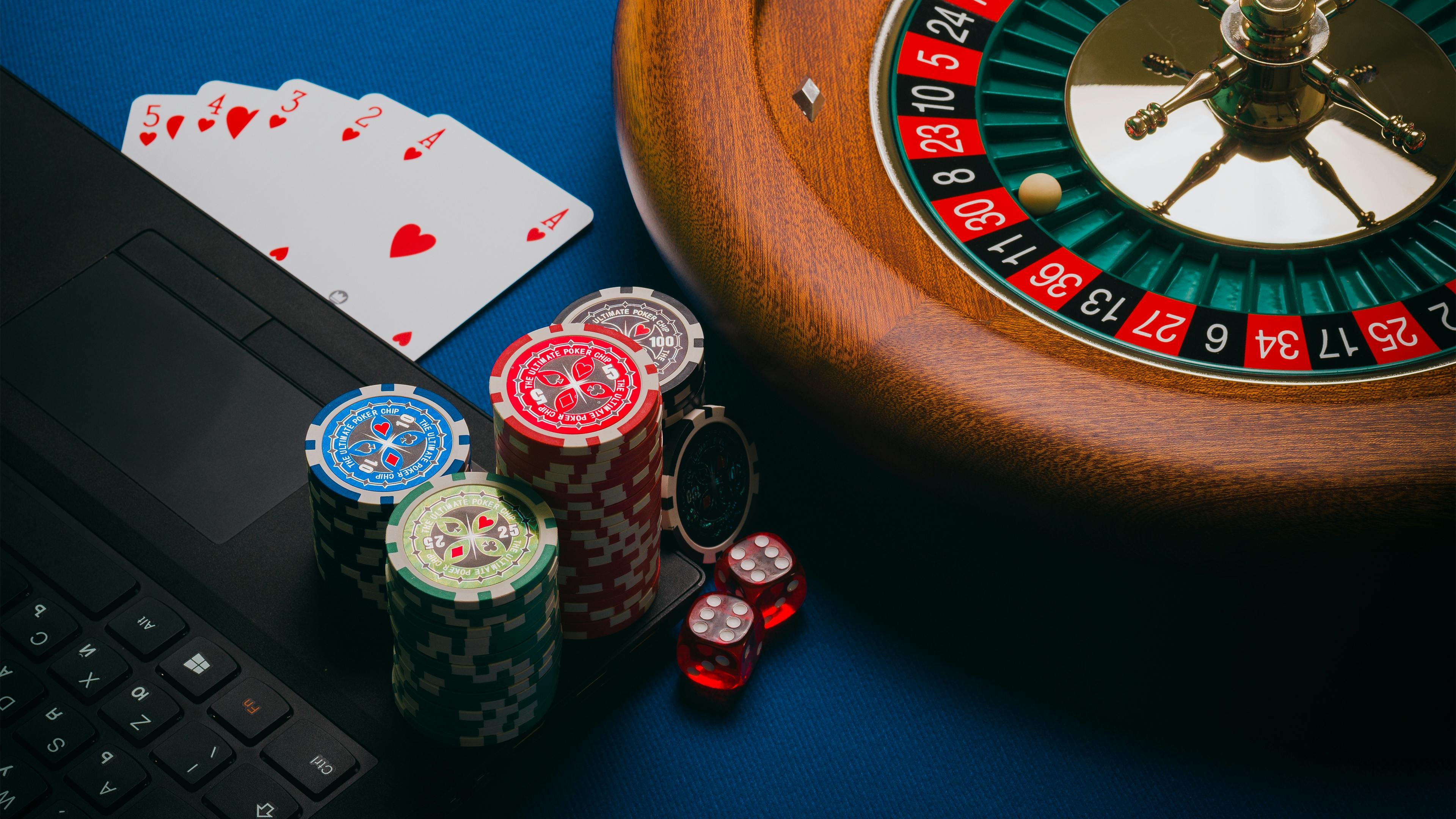 hometogel88 platform interface showing sportsbook, live casino, and slots